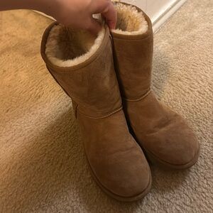 Ugg classic short